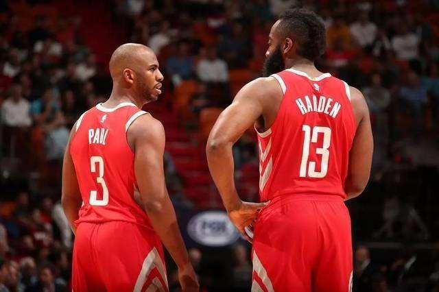 球和网前截 球和网前截