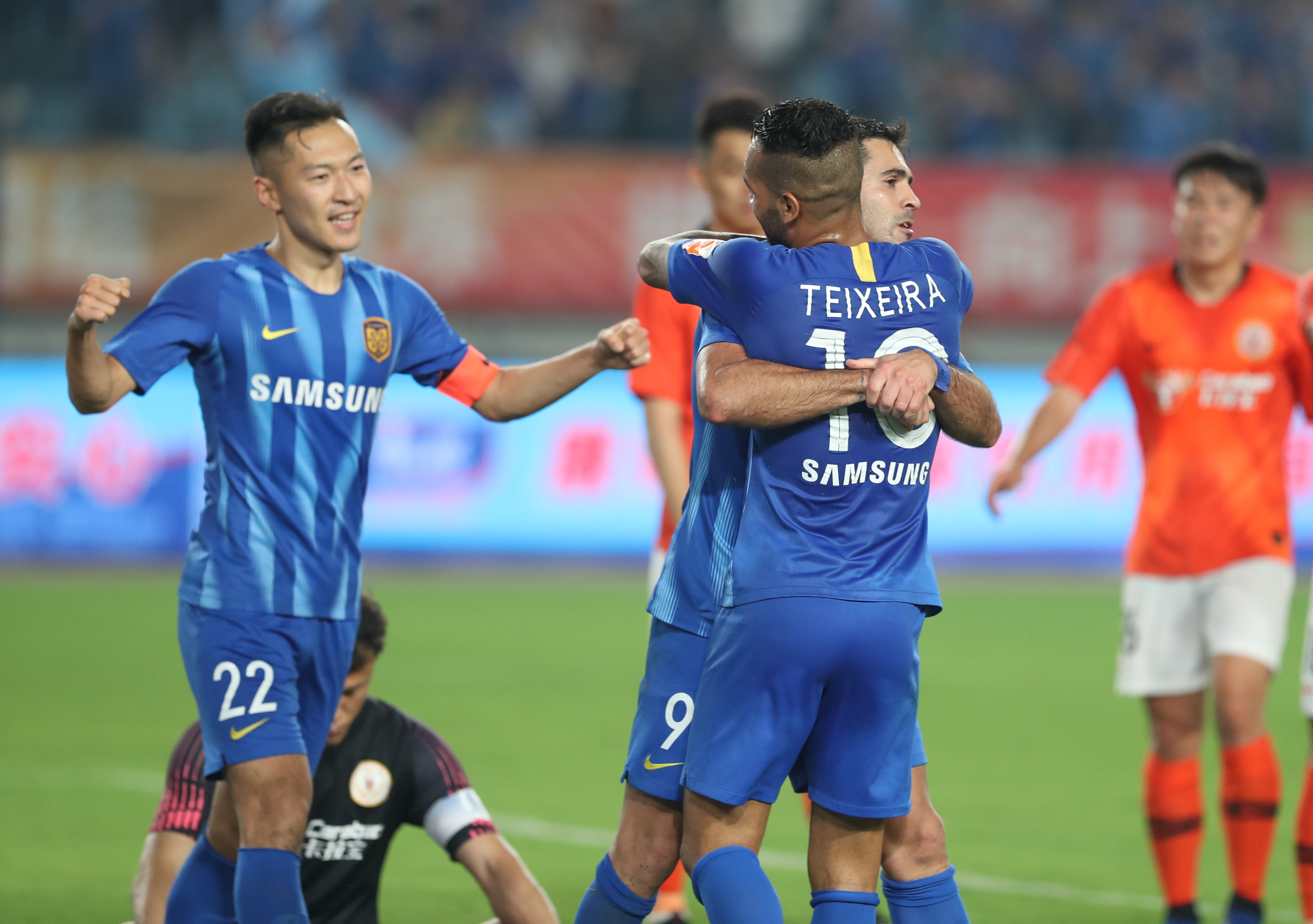 一直是国际 一直是国际