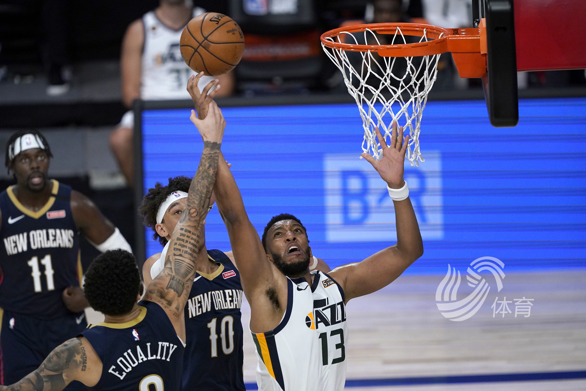 们实现了个 们实现了个