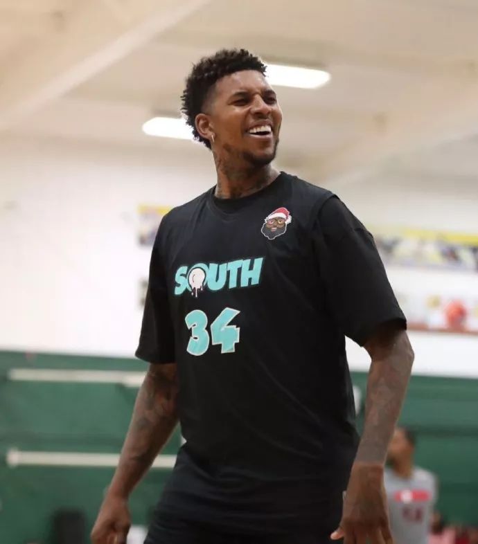 他提高持球 他提高持球