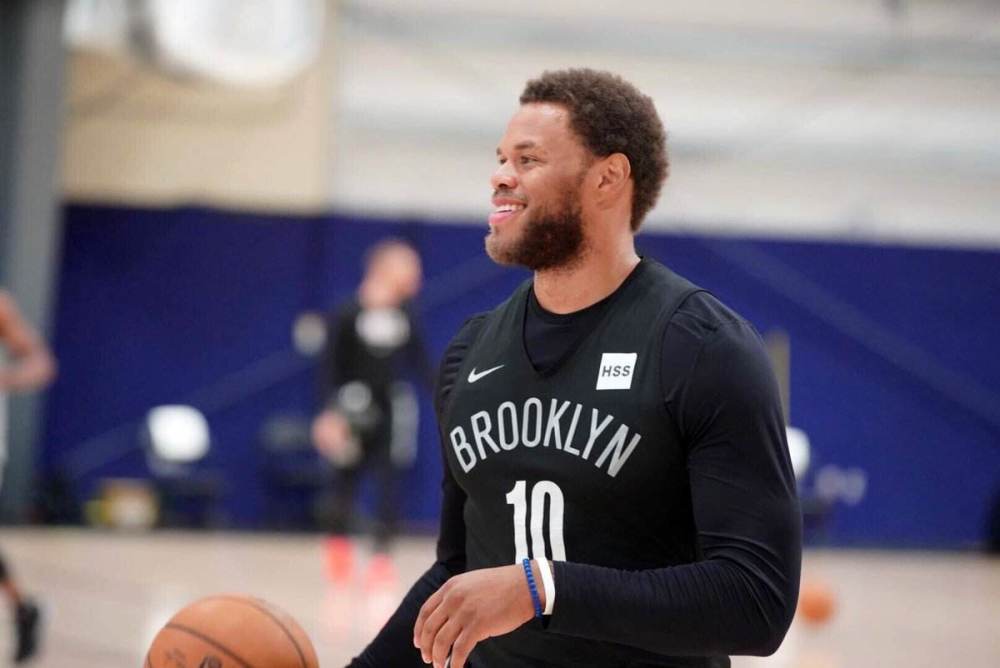 来到眼前 来到眼前